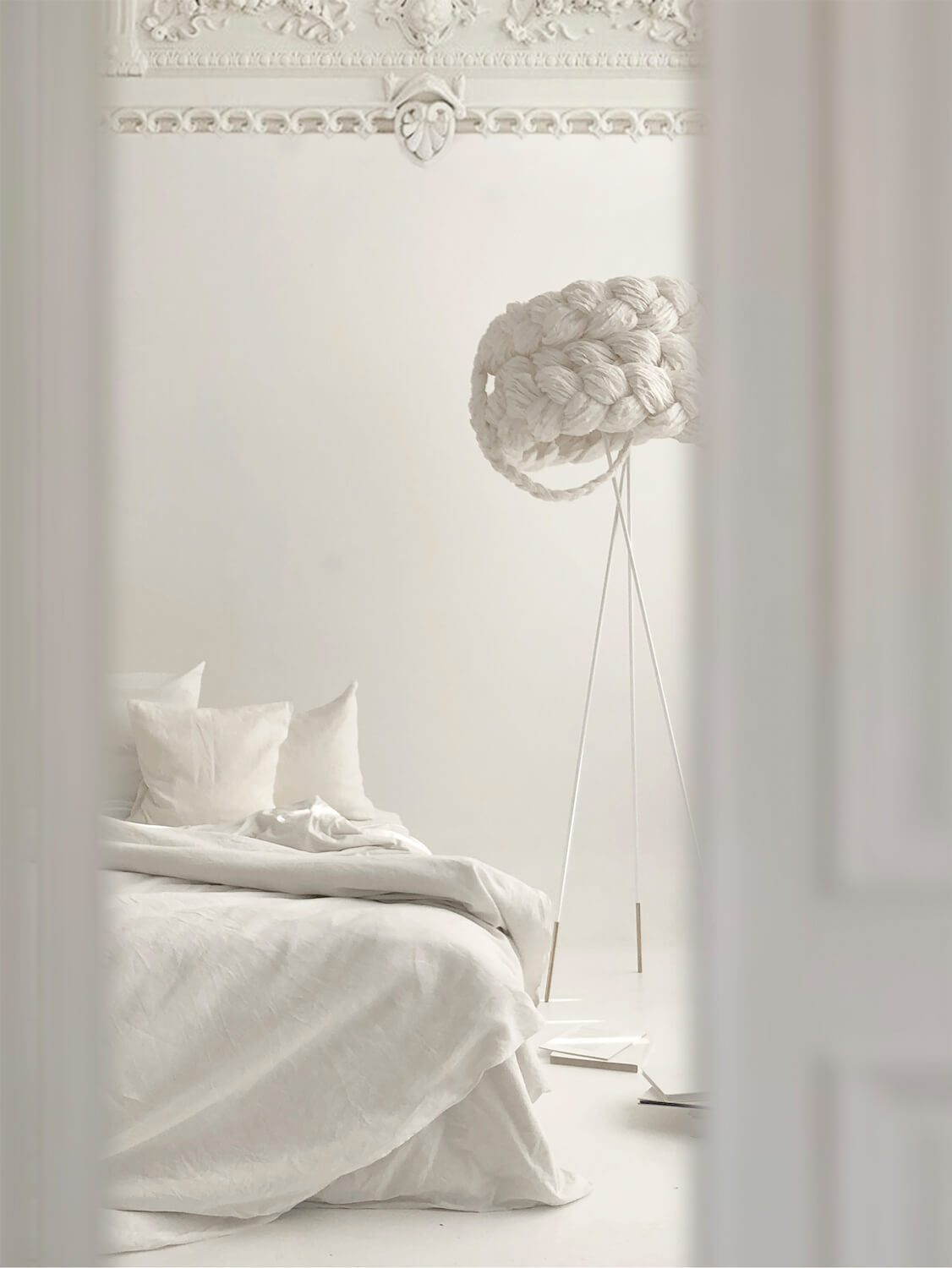 White Paper Braided Unique Handmade Floor  Lamp | Cozy Atmosphere Lighting | Contemporary Natural Lighting for Living room,  Bedroom & Lobby | Sustainable Design Lighting | baby & kids room lighting | White interior | mammalampa The Bride free-standing lamp L