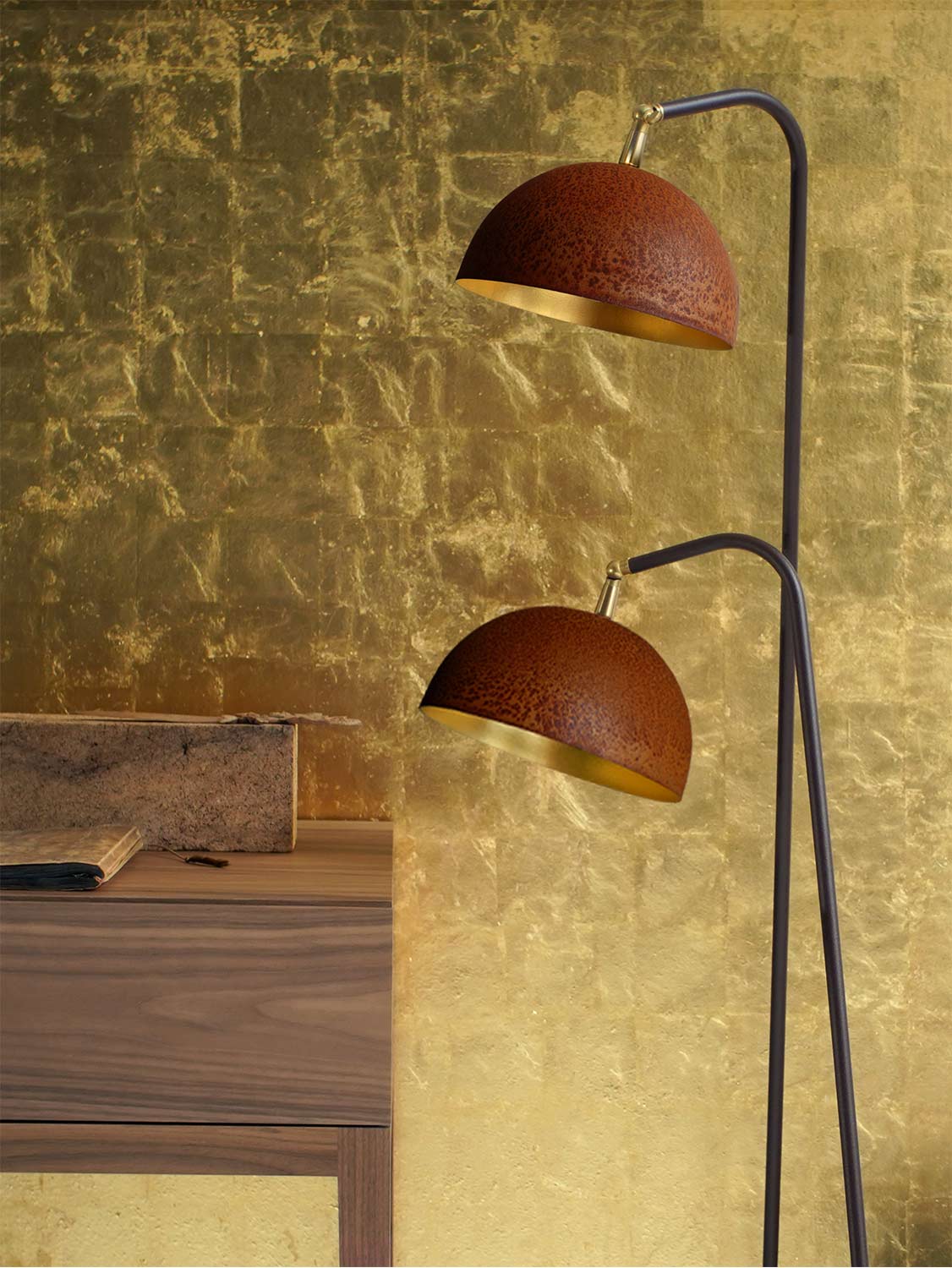 Luxury 23,75 kt Gold Free-standing lamp | Contemporary Handmade Corroded Steel Dome Lamp | Lobby Restaurant Living room Decor | Design lighting | Natural Interior | Exclusive Golden platted lamp | Cozy Light | mammalampa The Queen Floor double lamp